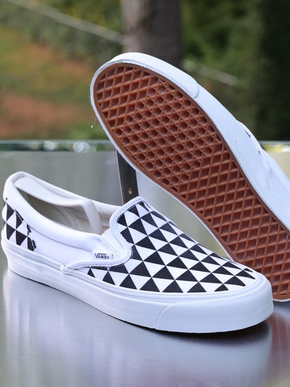 Vans Sneakersnstuff x OG Classic Slip On LX Stockholm 2015 - Picture 6 of 14